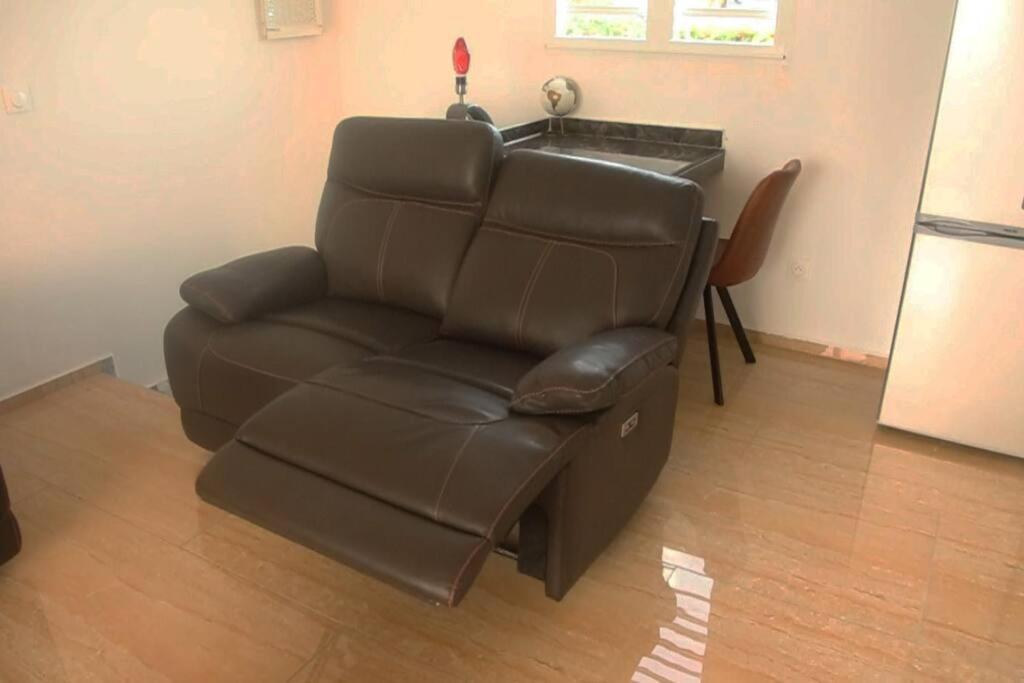 Appart. T2 De Luxe +Jacuzzi, Vue Mer Et Cote Plage เลอโกซิเยร์ ภายนอก รูปภาพ